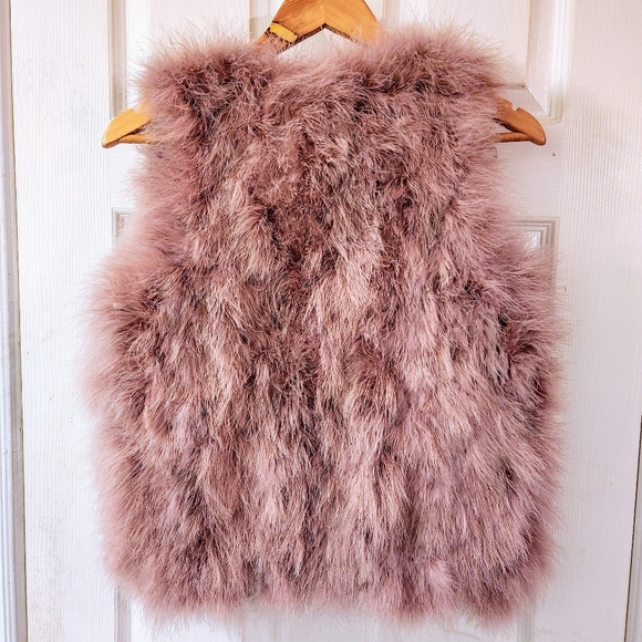 525 America Luxe Tan Beige Feather Vest - Picture 2 of 5